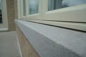 Why is it necessary to caulk your windows? The answer in 5 points