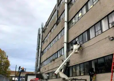 Caulking in Montreal